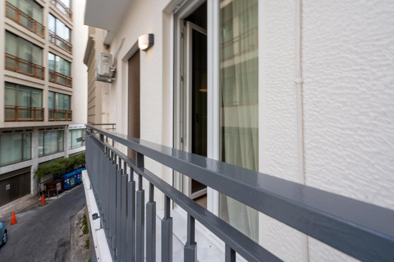 Unique 2 Bedrooms Apartment, Steps To Plaka And City Center Athens Exterior photo